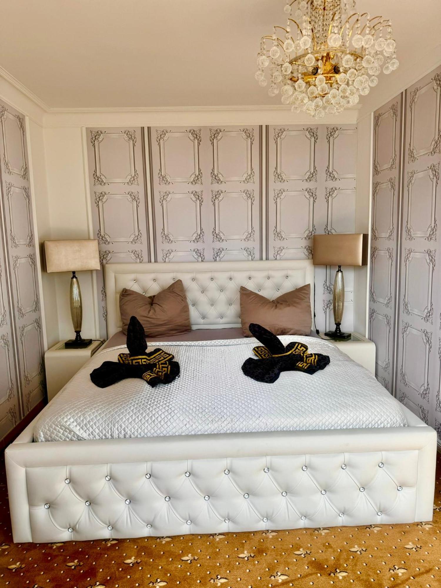 Tiffany'S Ferienapartments Sind Alles, Ausser... Gewoehnlich!!! Timmendorfer Strand Bagian luar foto