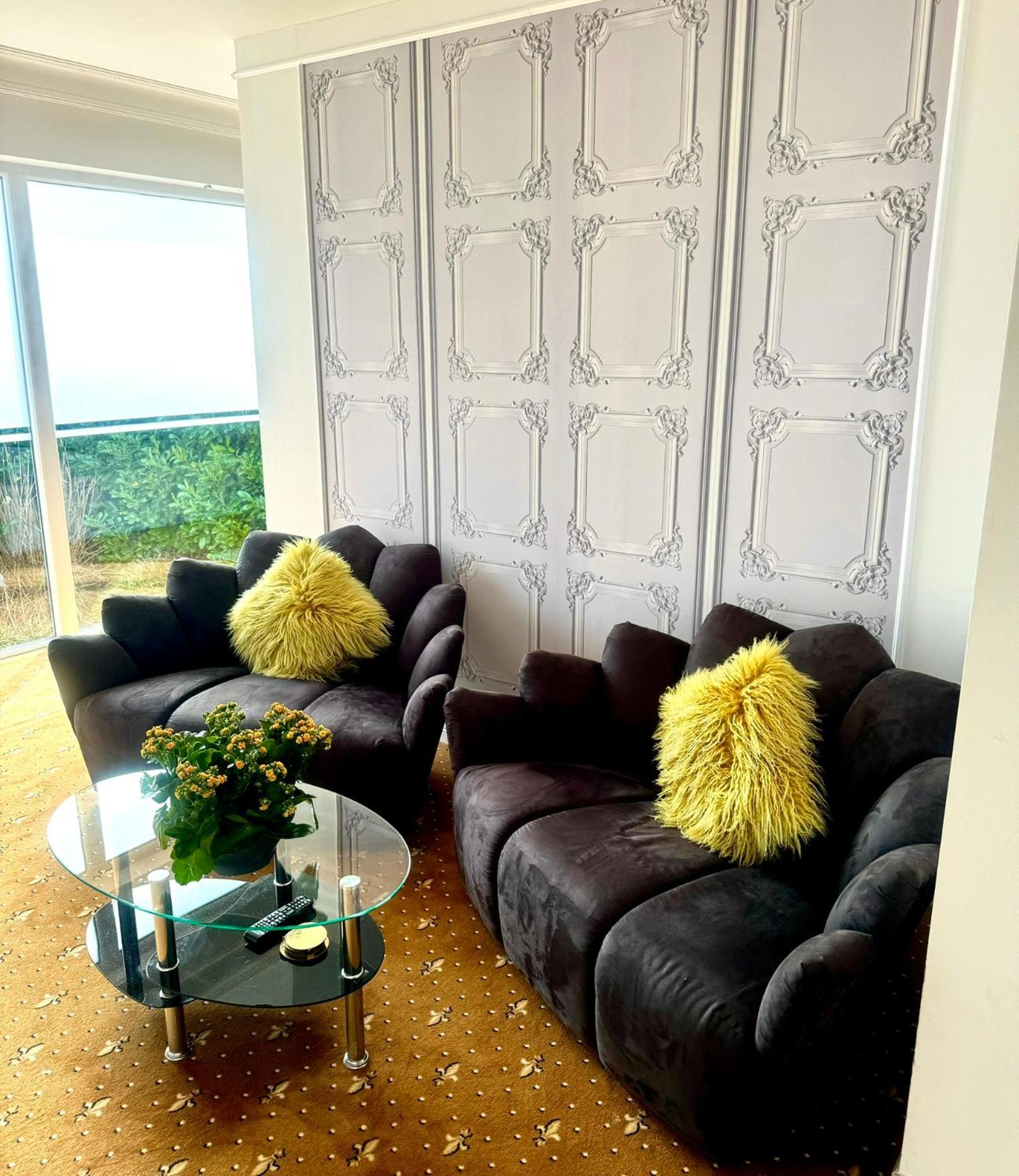 Tiffany'S Ferienapartments Sind Alles, Ausser... Gewoehnlich!!! Timmendorfer Strand Bagian luar foto